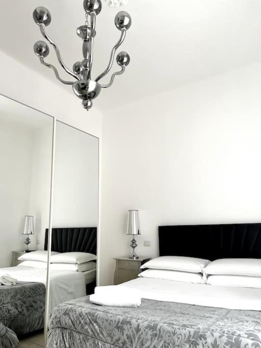 Hotel Virginia Apartaments - Stazione Termini Рим Экстерьер фото