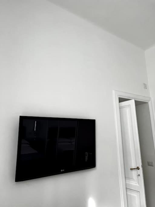 Hotel Virginia Apartaments - Stazione Termini Рим Экстерьер фото