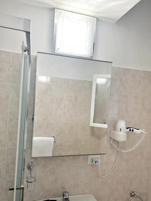 Hotel Virginia Apartaments - Stazione Termini Рим Экстерьер фото
